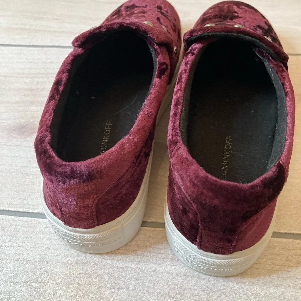 Rebecca Minkoff velvet slip on shoes. - Image 5