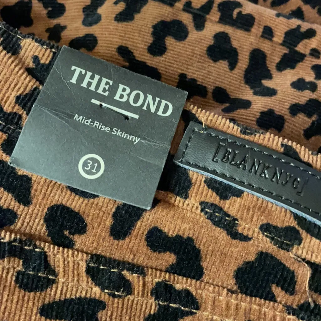 NWT BlankNYC Leopard  Corduroy Mid-Rise Skinny Jeans - Image 11