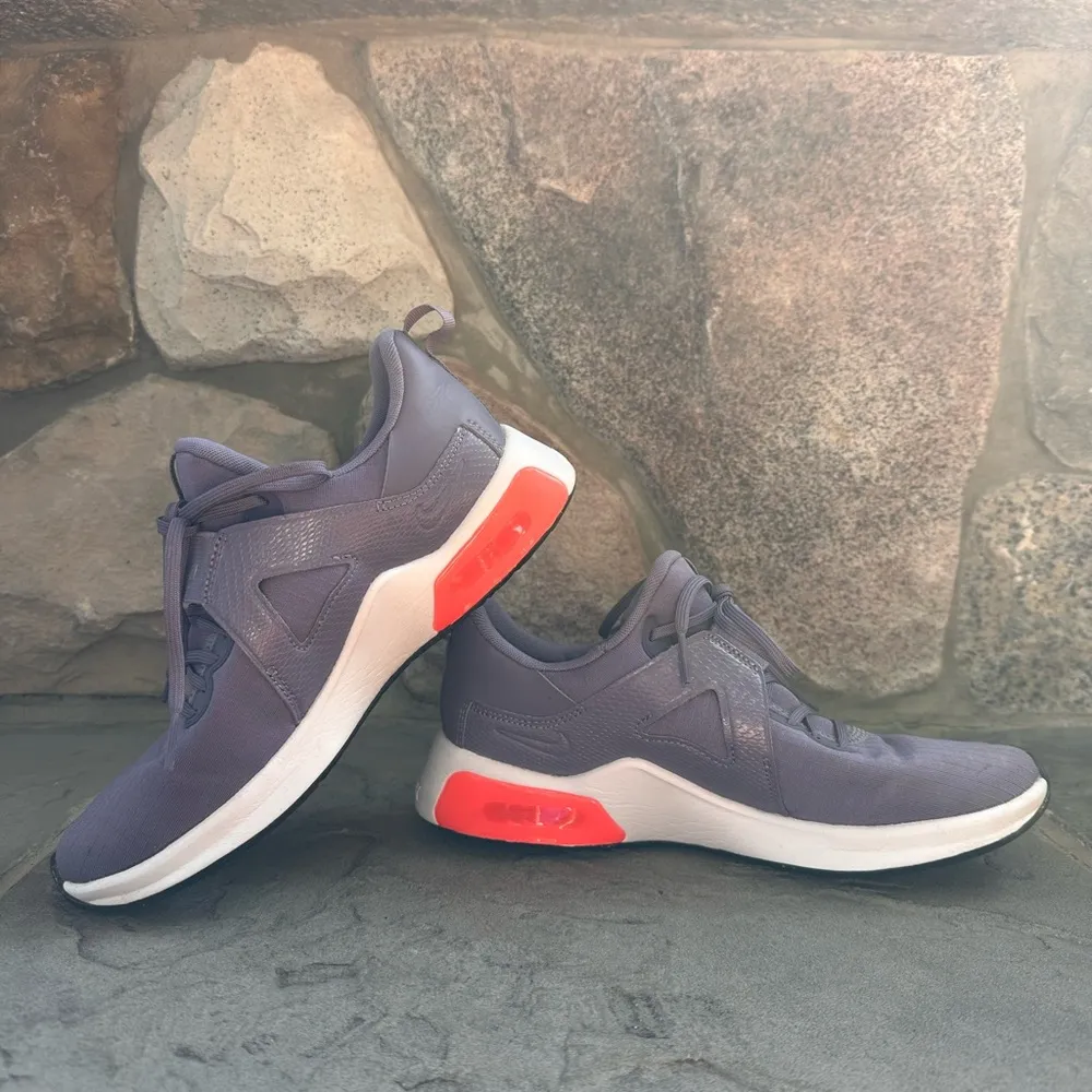 Nike Women's Cushioned Comfort Air Max Bella TR 5 Workout Shoes
Purple Size 7.5 - Image 7