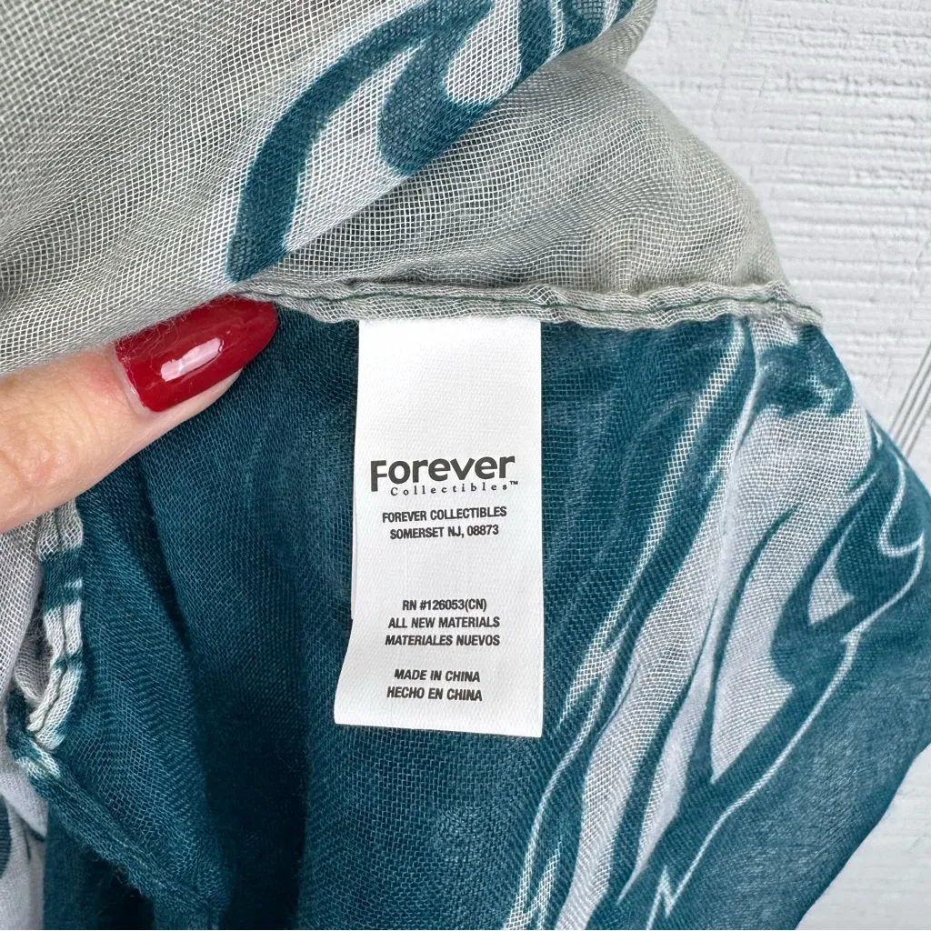 Forever Collectibles NFL Football Philadelphia Eagles Green Infinity Scarf - Image 4