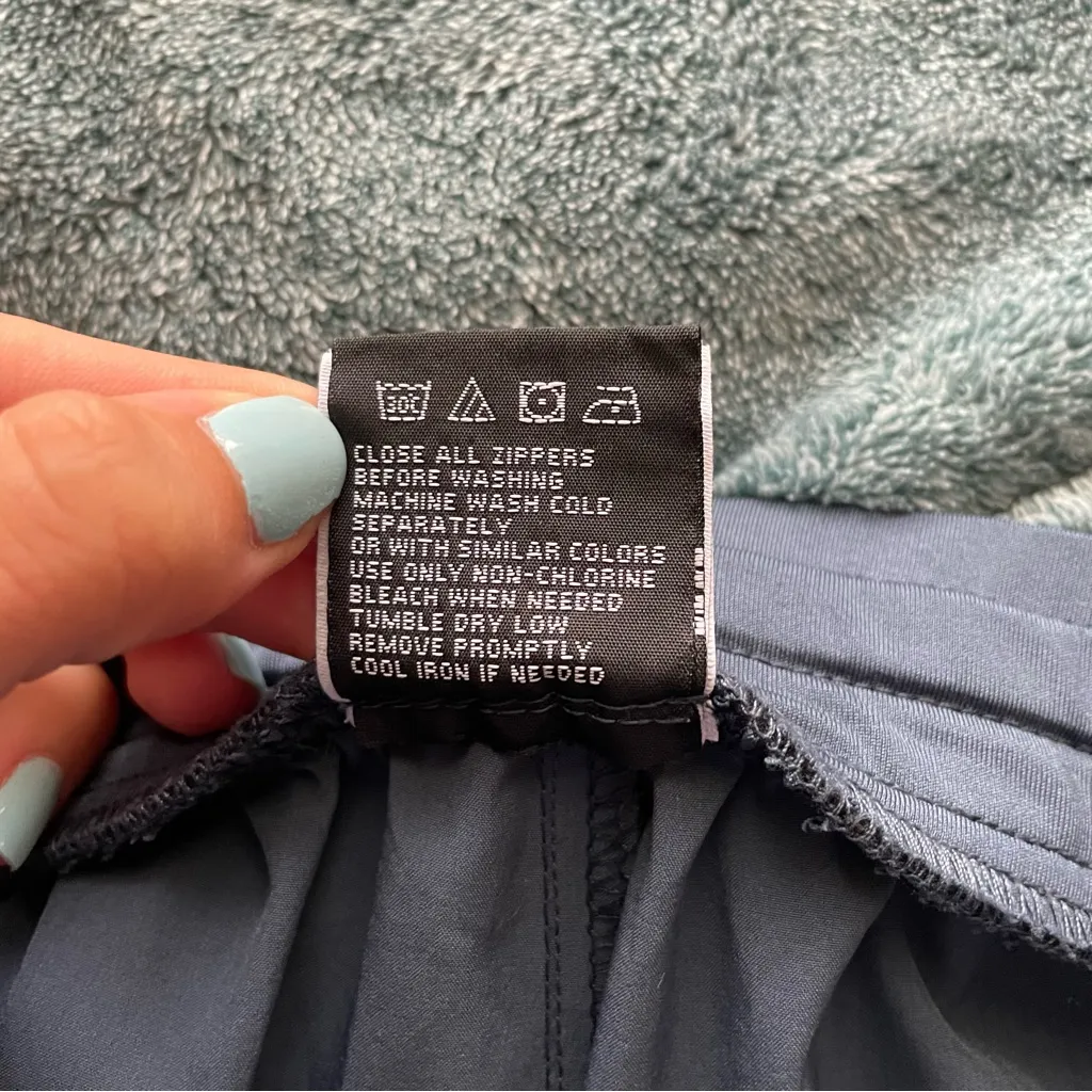 New Balance Women's Blue Joggers size small‎ - Image 7