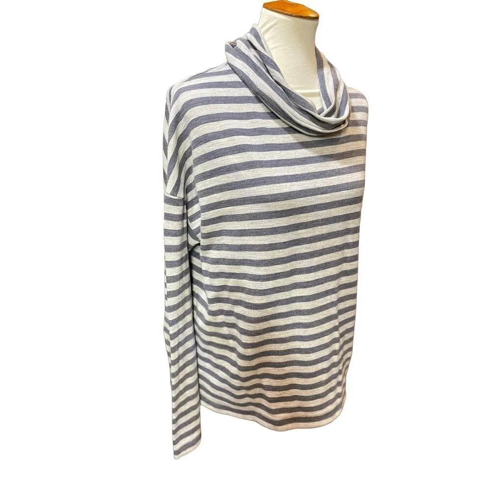 J. Crew Slate Blue and Gray Striped Turtleneck Size Medium - Image 8