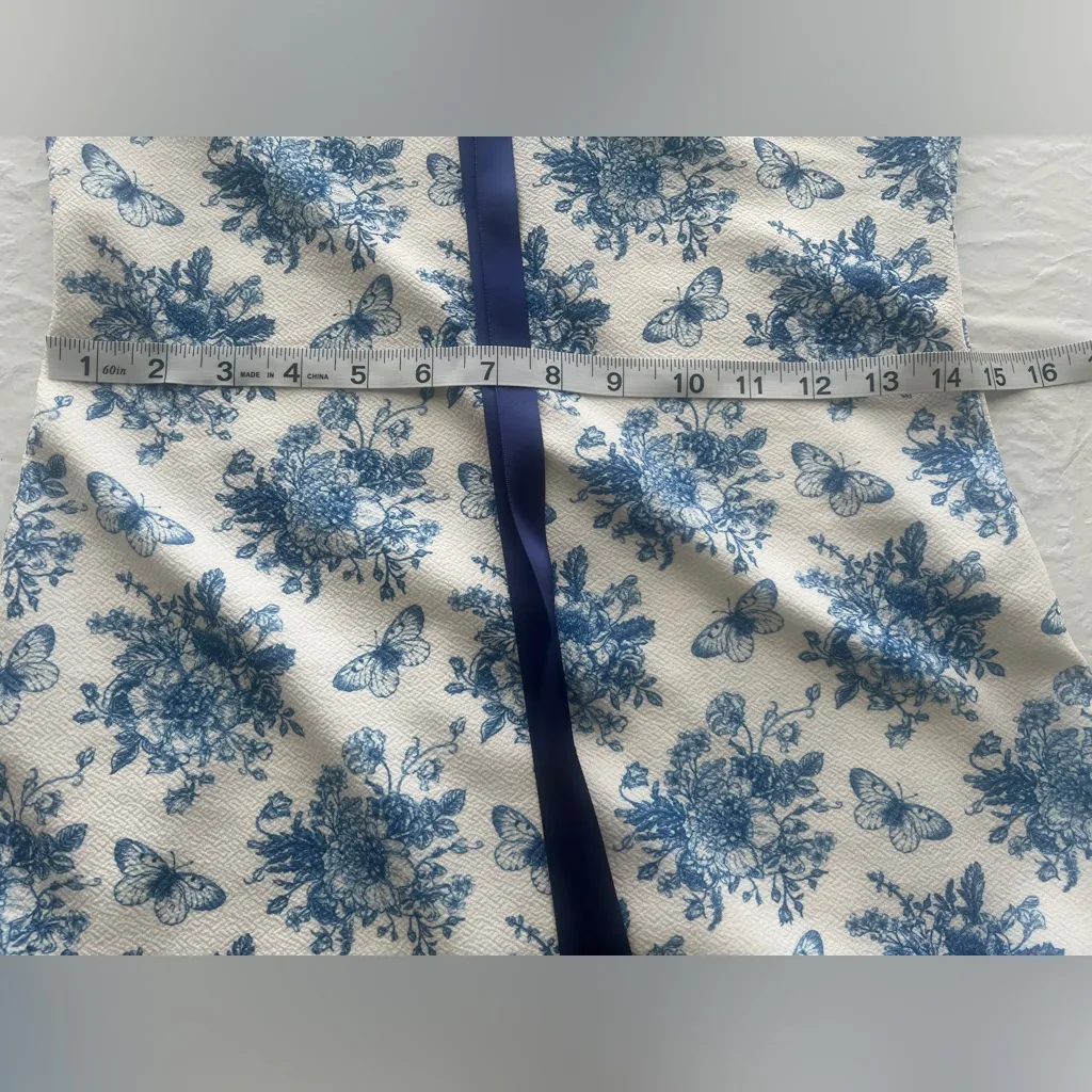 SHEIN Strapless Dress with Floral Pattern - Image 6