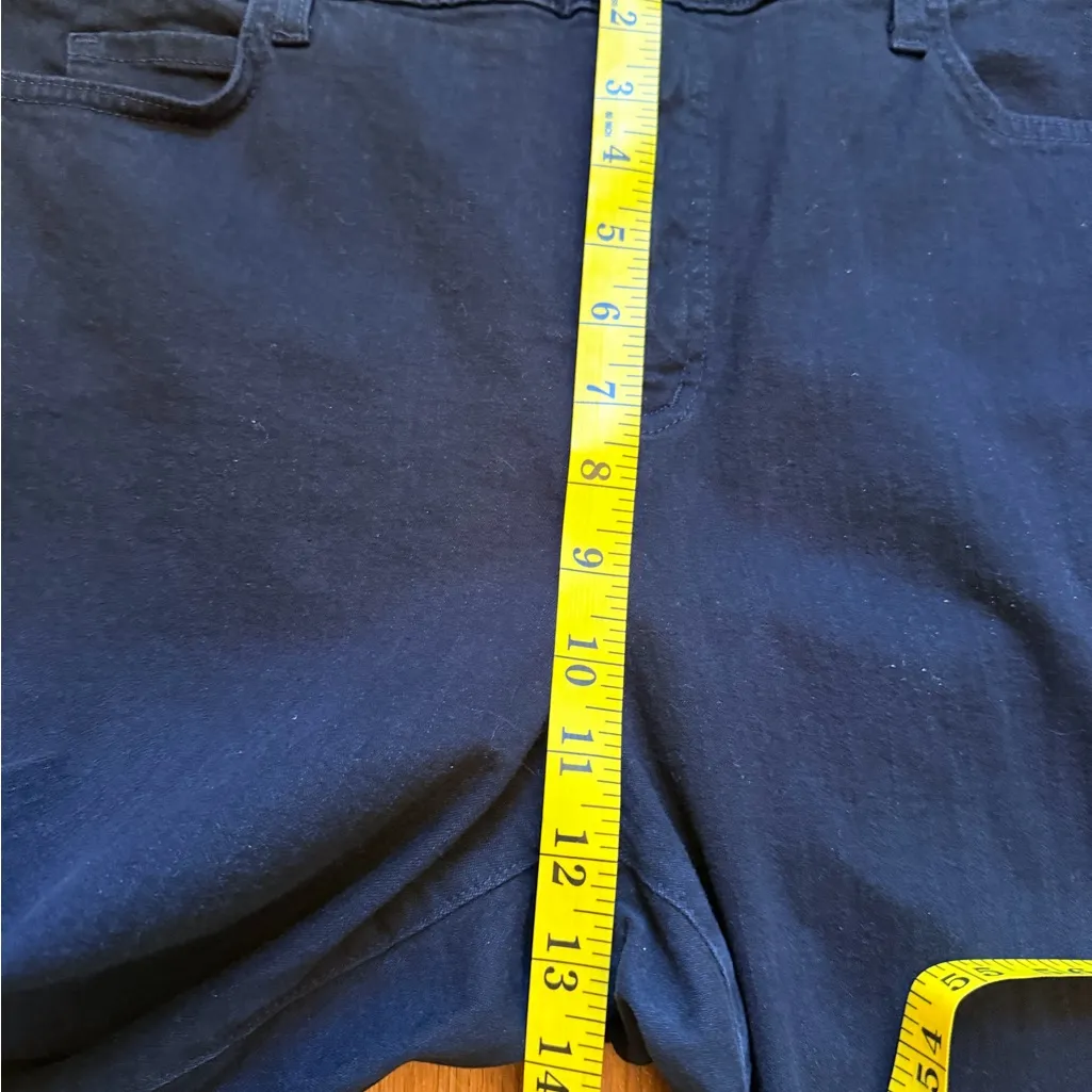 Elegant Black Flare Women's Jeans Size 14 - Image 6