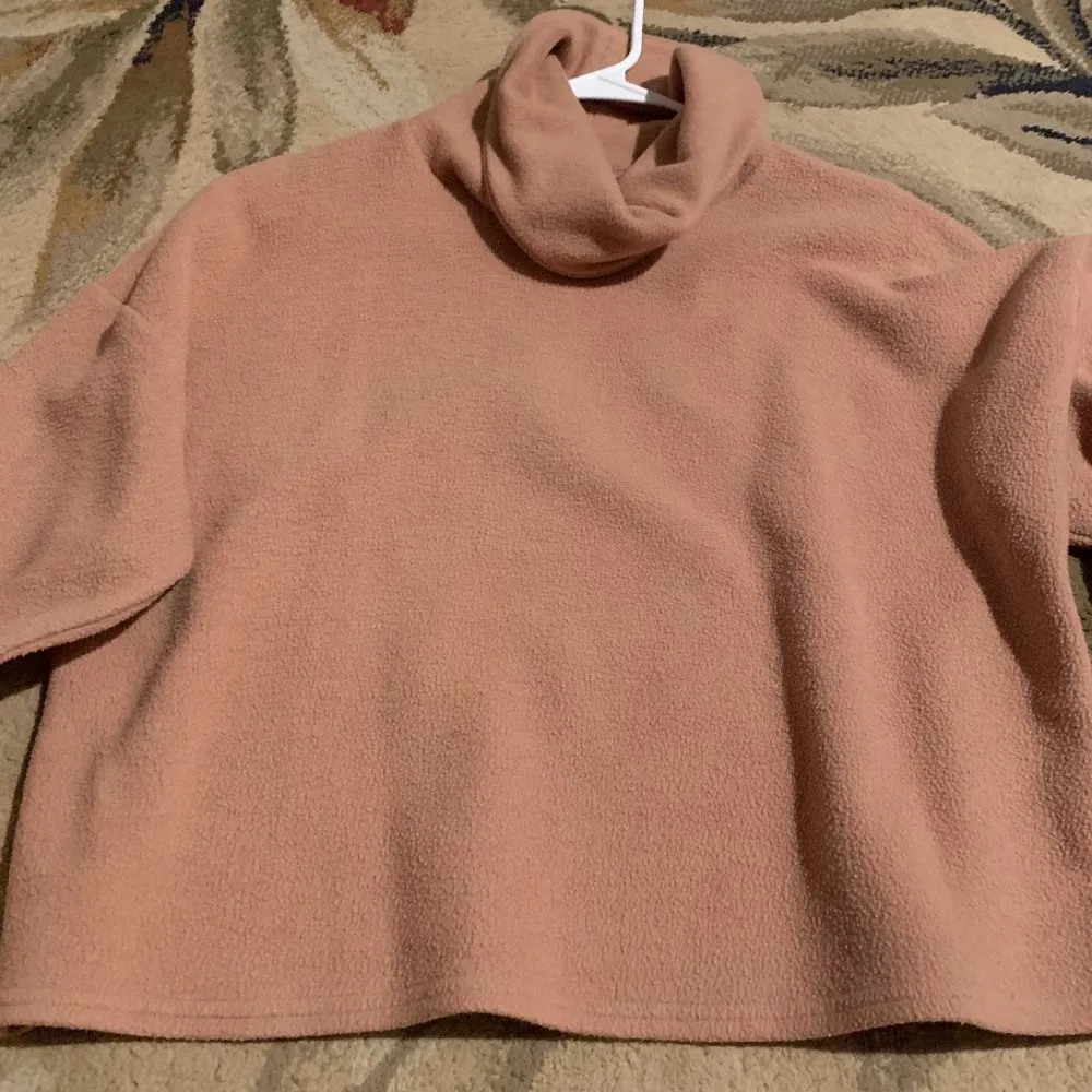 Tobi cropped turtleneck sweater M - Image 3