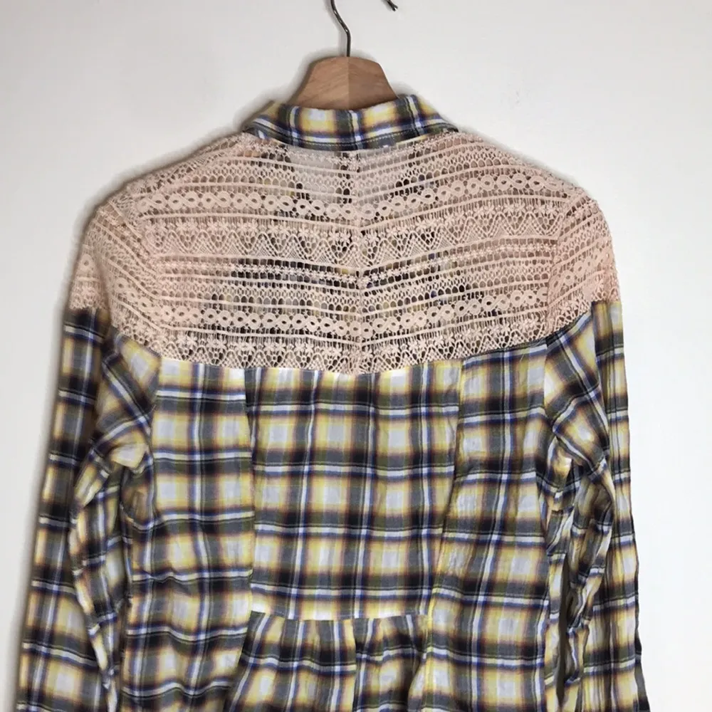 Free people ladies flannel plaid long sleeve button up shirt with crochet - Image 11