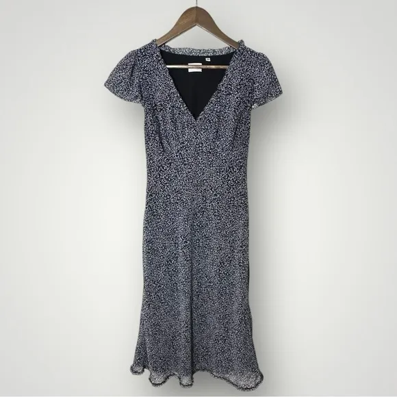 Wilfred Camelot Dress Navy White Floral Midi Cap Sleeve Medium Chiffon - Image 6