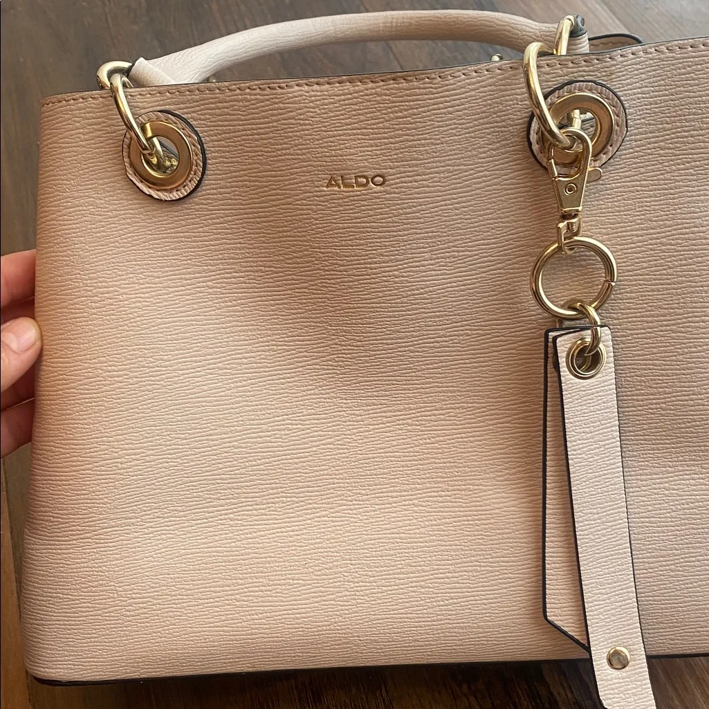 Aldo Tan Tote with Gold Hardware - Image 3