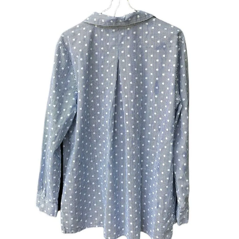 Chadwick’s size M button front high low 100% cotton pockets relaxed fit. - Image 2