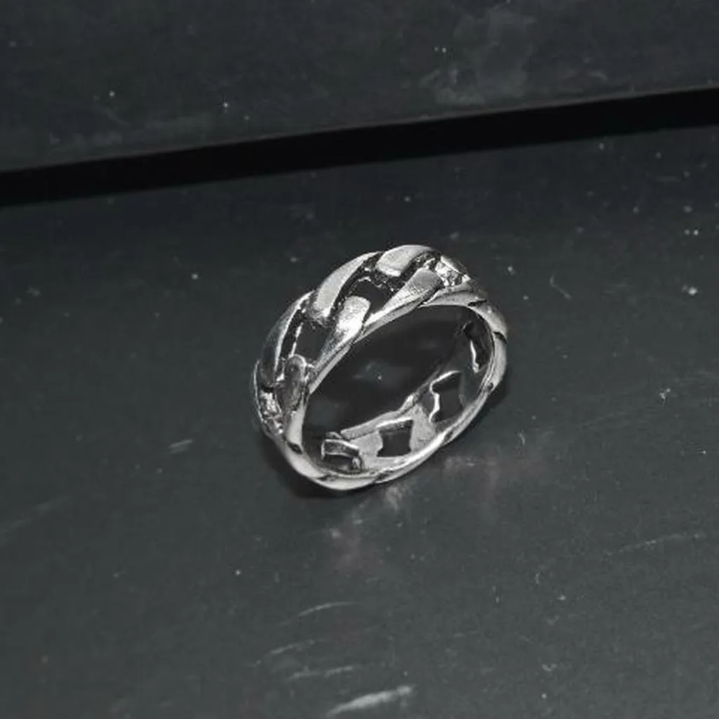 Edgy Flat Chain Ring Silver - Image 2