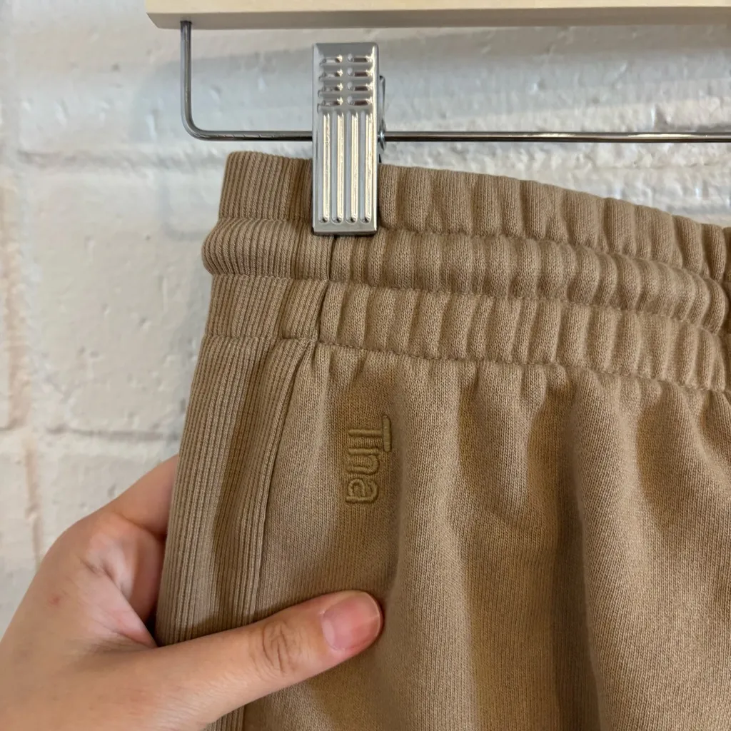 Aritzia TNA cozy af fleece sweatpants in tan - Image 3