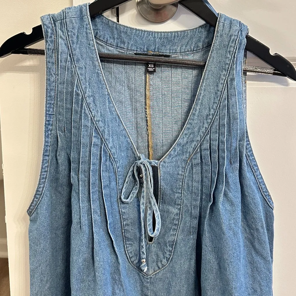 STEVE MADDEN Mick Pintuck Denim Romper in Moon Shadow Size X-Small - Image 7