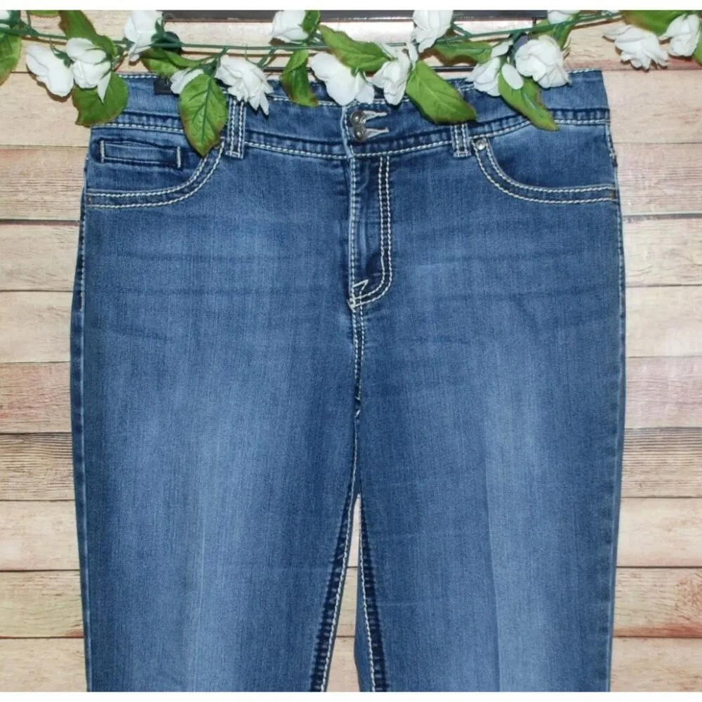 Nine West Denim Blue Jeans Size 12 X 30 Straight Leg Embroidered Bling Boot - Image 3