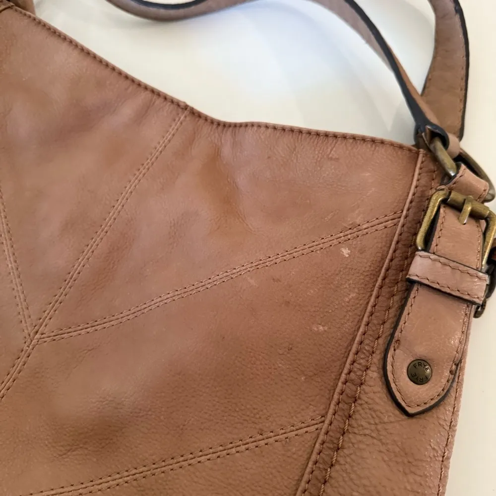 Frye  Ari Leather Tote Bag - Image 7