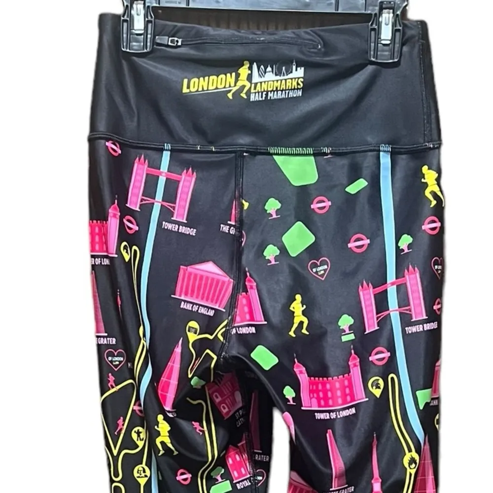 Tikiboo London Landmarks Half Marathon 2020 Collection Leggings Size XS Pink - Image 6