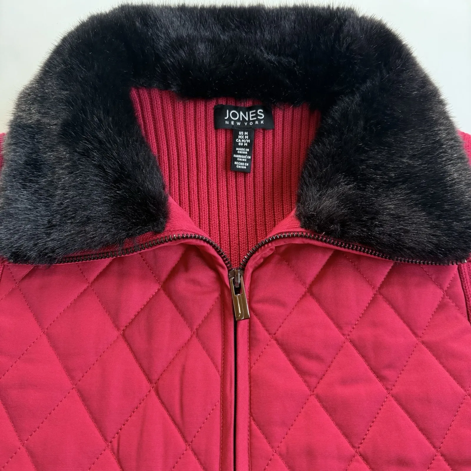 Jones New York Quilted Sweater Vest M 8 10 Faux Fur Collar Sleeveless Jacket Red - Image 2
