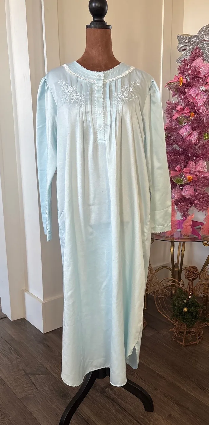 Miss Elaine Blue Embroidered Nightgown Long Sleeve Button Front Size M Size M - Image 1