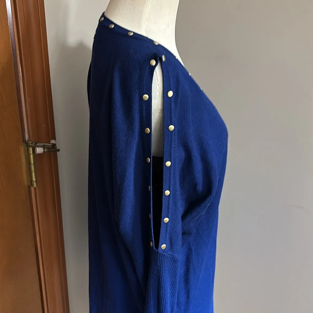 Blue V-Neck Sweater with Stud Accents - Image 3