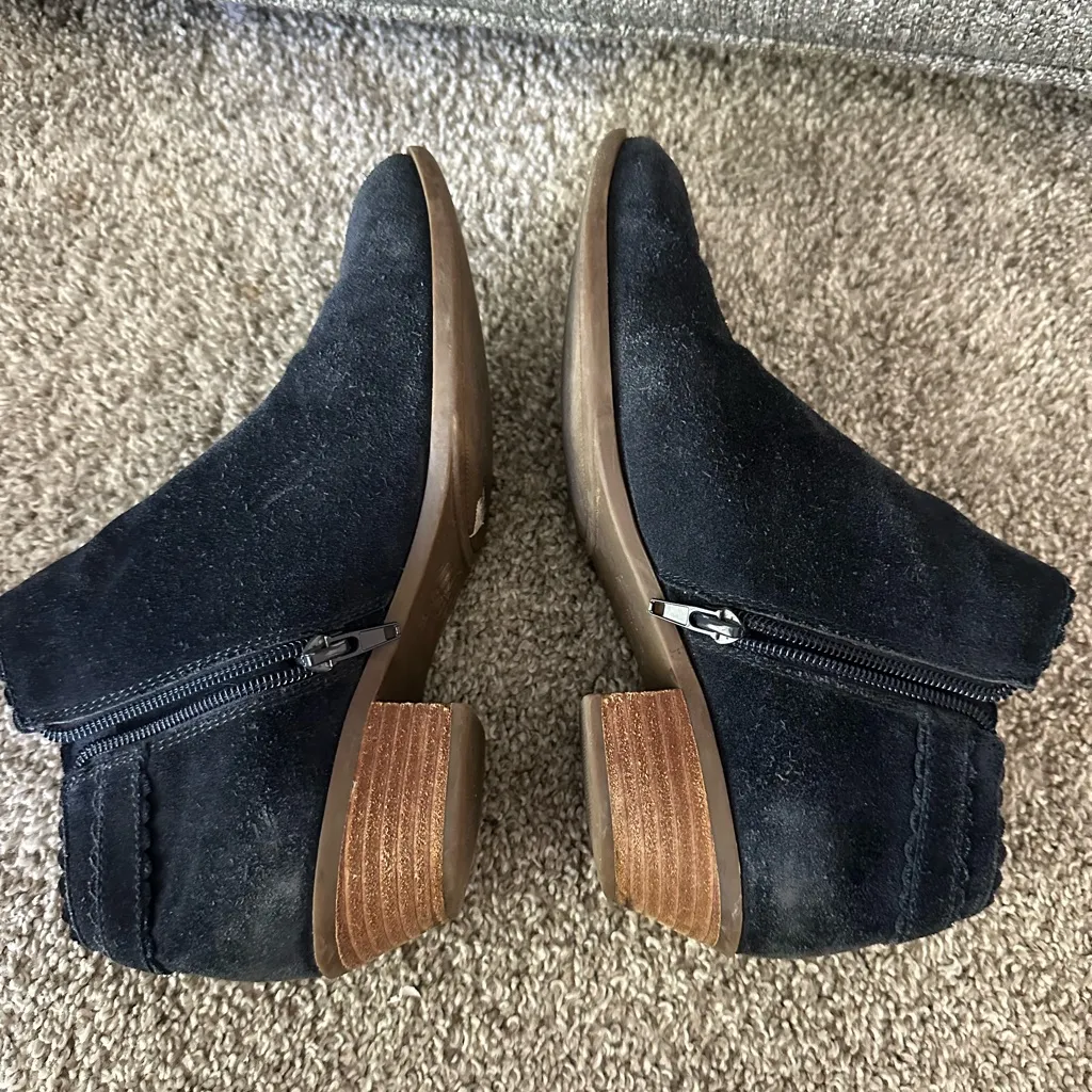 Crown & Ivy Boots - Image 13