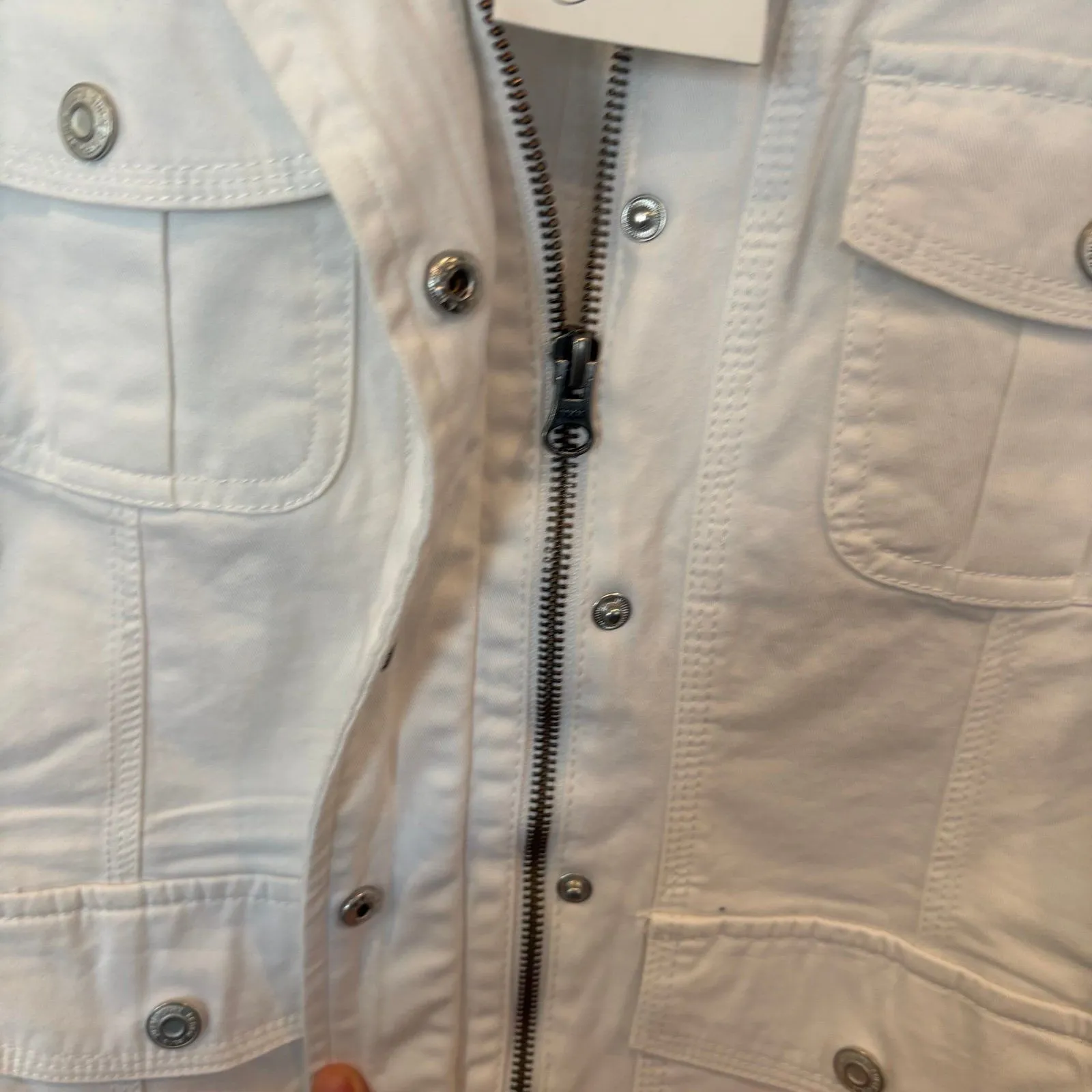 Kensie White Jacket Size Medium - Image 4