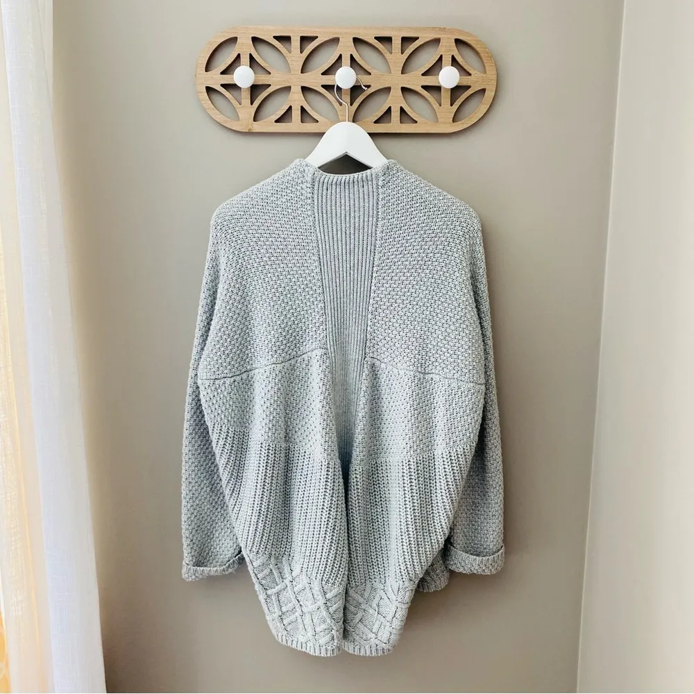 Sam Edelman Open Front Knit Cardigan Gray Sz Medium - Image 8