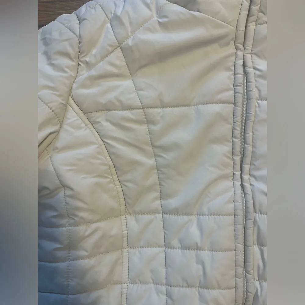 Women's Packable Puffer Jacket, Lightweight Winter Warm Quilted Sz Medium - Image 3