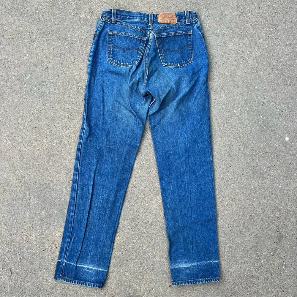 Vintage 80s Ladies Levi’s 501 6-button fly straight original jeans size 15 - Image 3