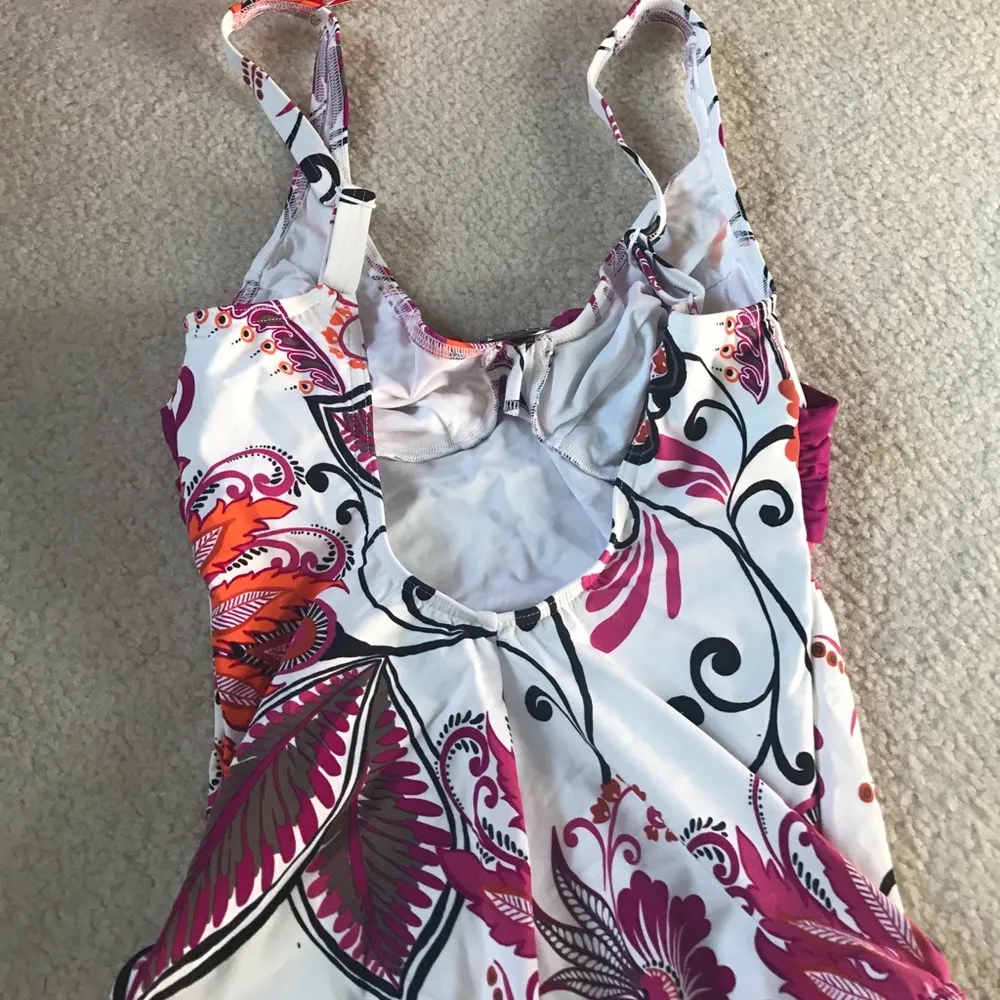 One Piece NWT-Triumph Swimsuit  - Image 2