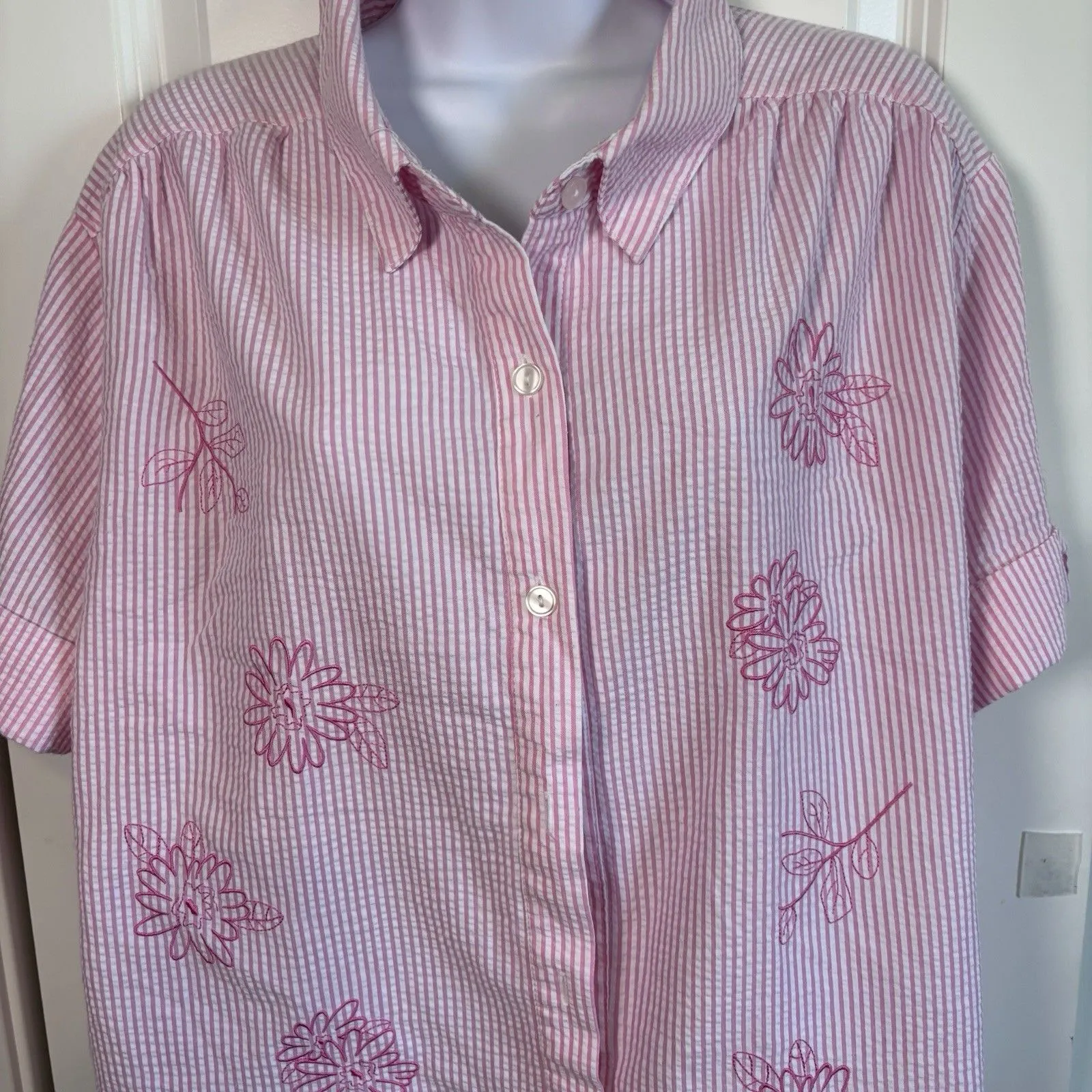 Vintage Bon Worth Womens 2pc Capri Set Pink White Strip  Embroidery Flowers LP - Image 2