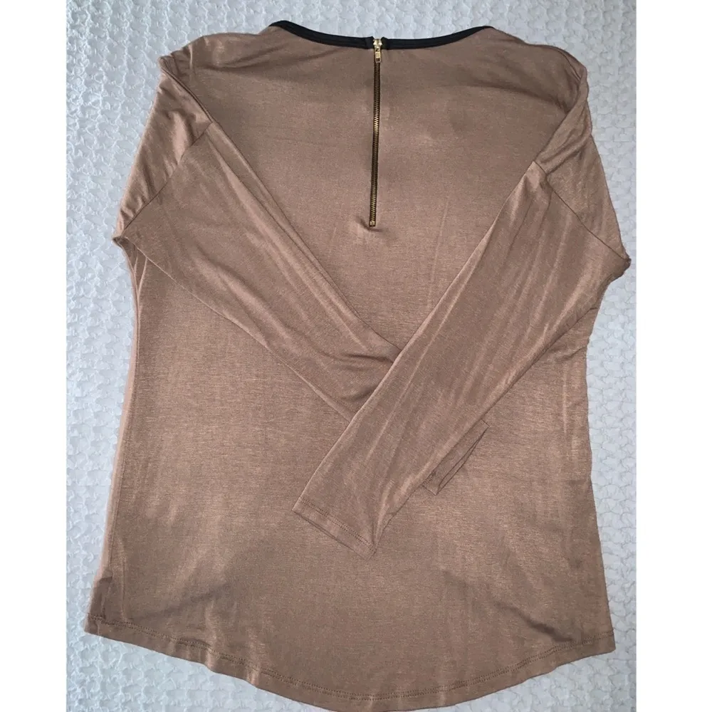 Eight Eight Eight Tan Cross Bottom Long Sleeve Top - Image 4