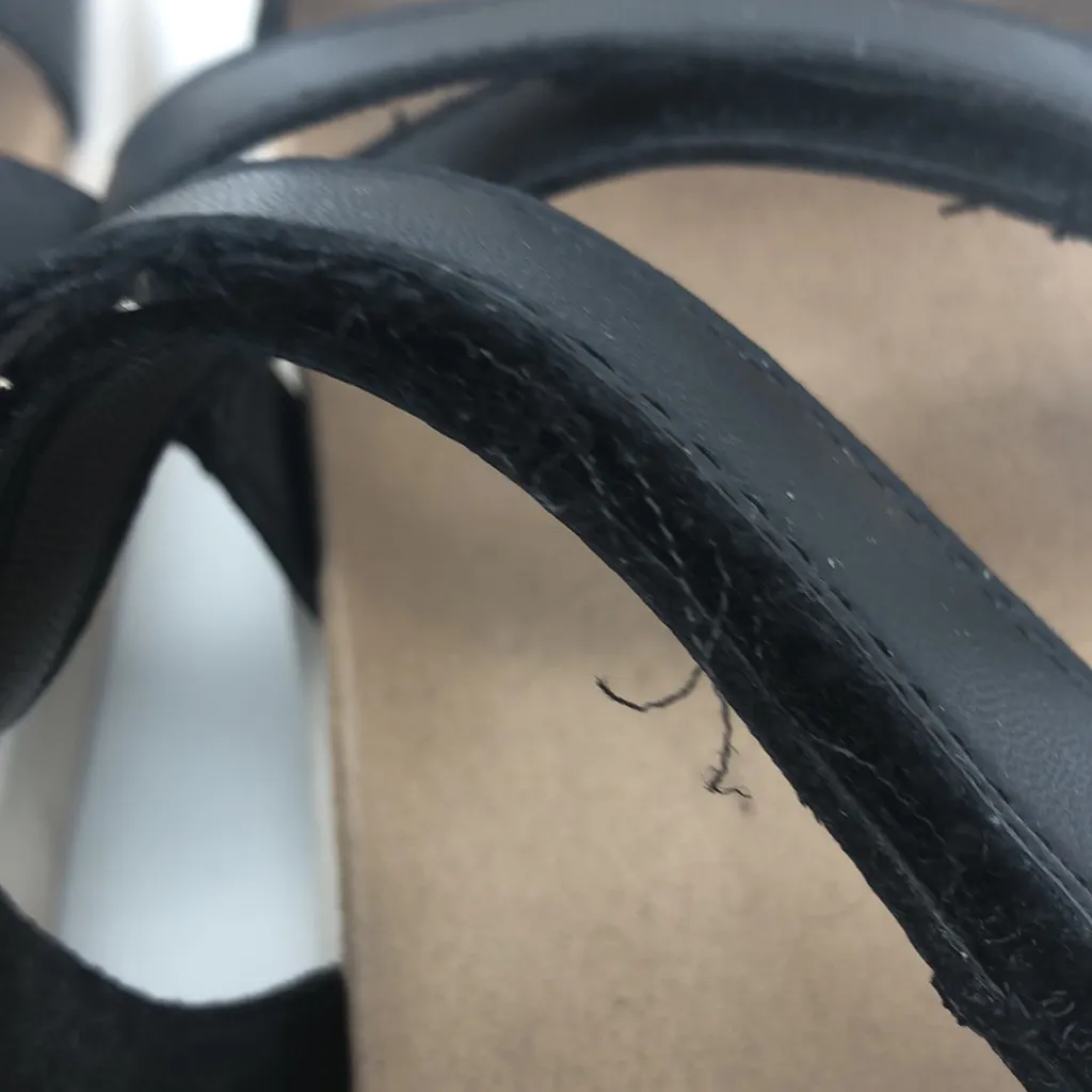 GIANI BERNINI Black Strappy Sandals. - Image 4