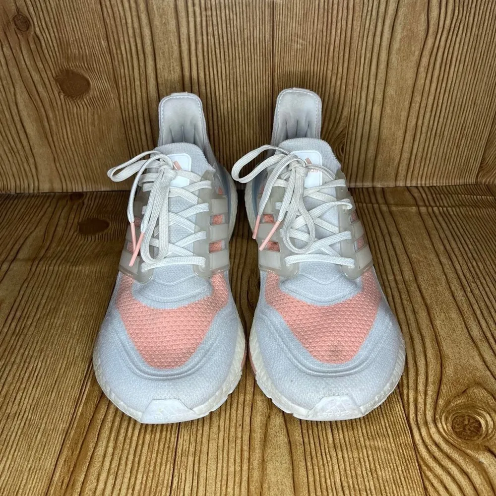 Adidas Ultraboost Primeblue 21 white and peachy Sneakers Running Shoes
Women 10 - Image 3
