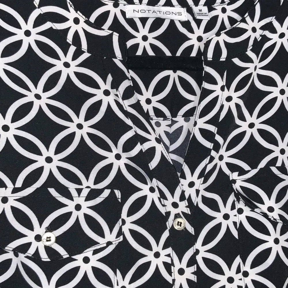 Notations Black & White Geo Print Button Front Split Neck Top M - Image 6