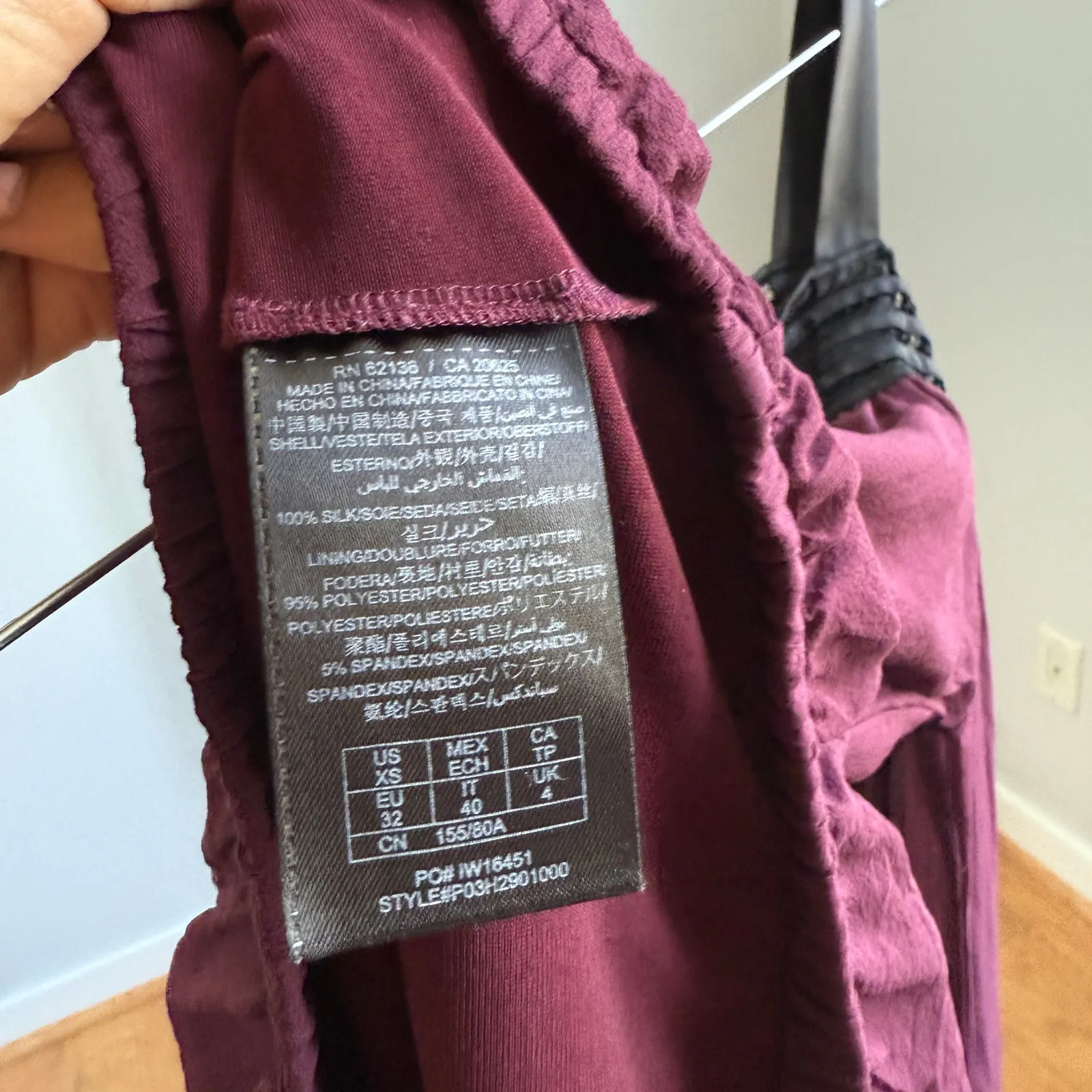 Guess by Marciano sz XS Burgundy Y2k fairy cottage‎ 100% Silk Top - Image 5