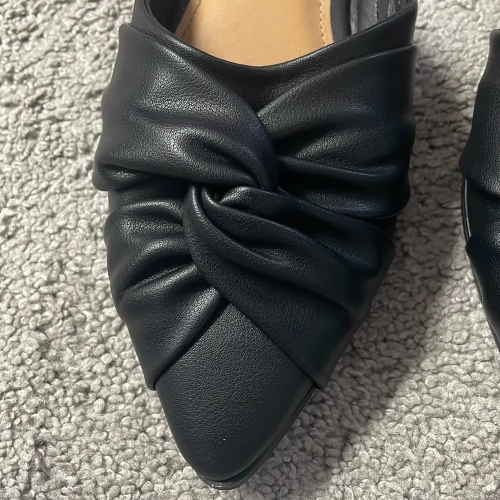 Time & Tru  Memory Foam Black Pointed Slip On Flats | Size 8 - Image 3