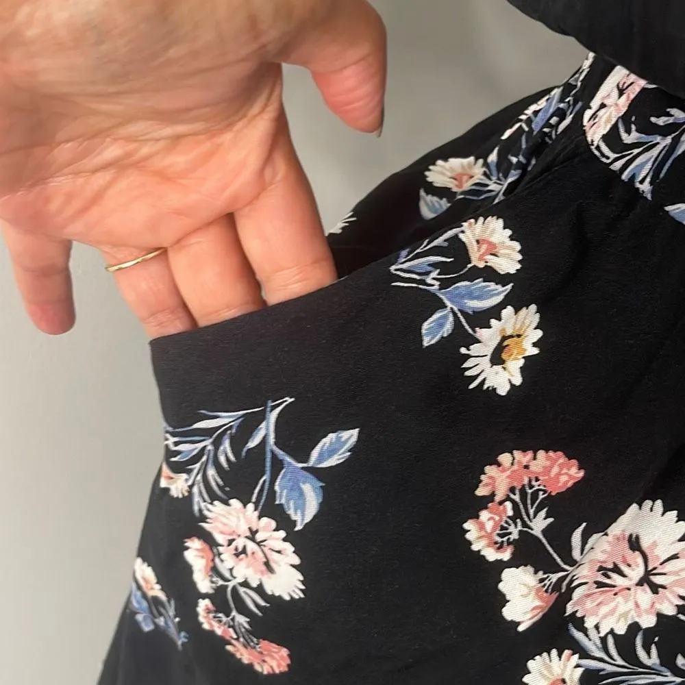 Womens Floral Romper Halter Neck Sleeveless Waist Tie Pocket Small Black - Image 6