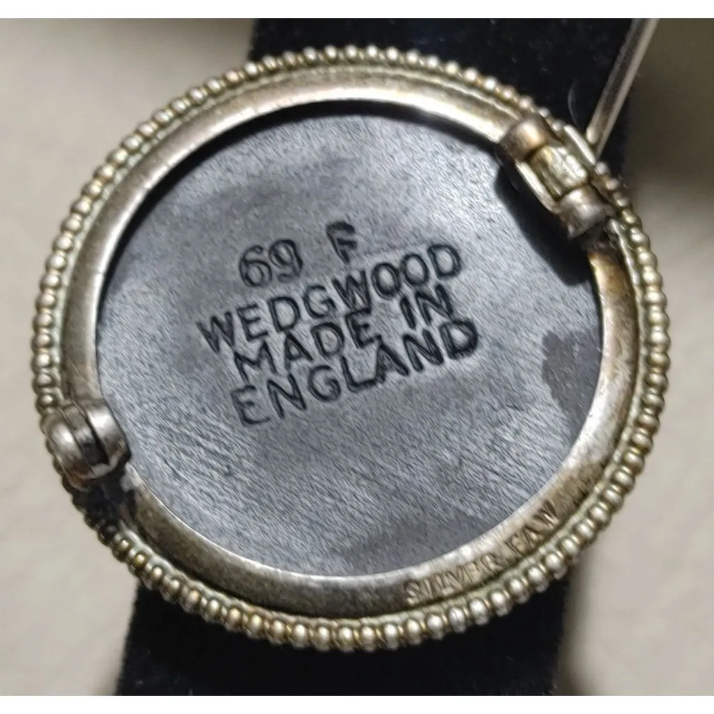 Cameo Brooch Wedgwood Vintage England Black White Pin Angel Cherub Sterling 925 - Image 2