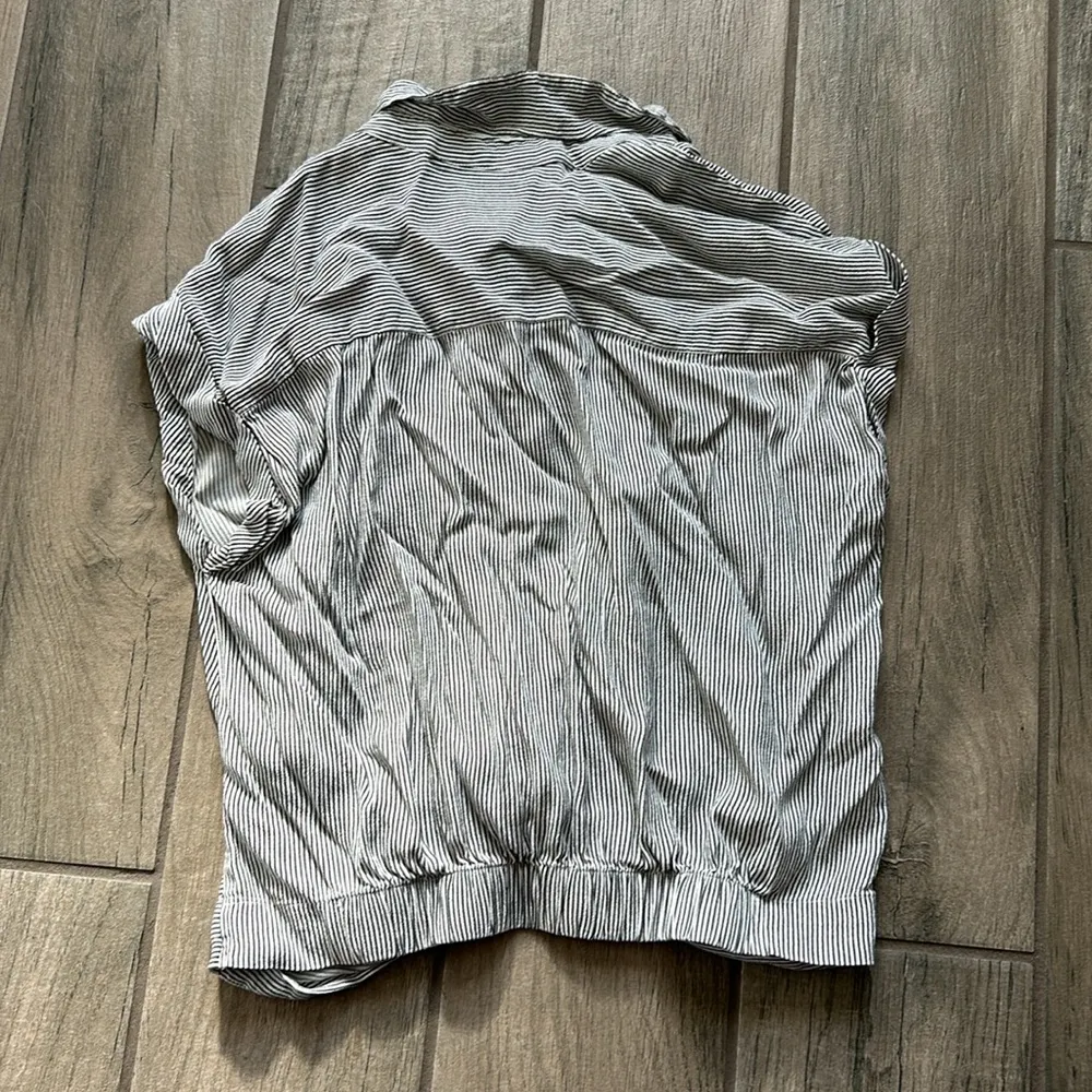 Abercrombie & fitch stripe top - Image 4