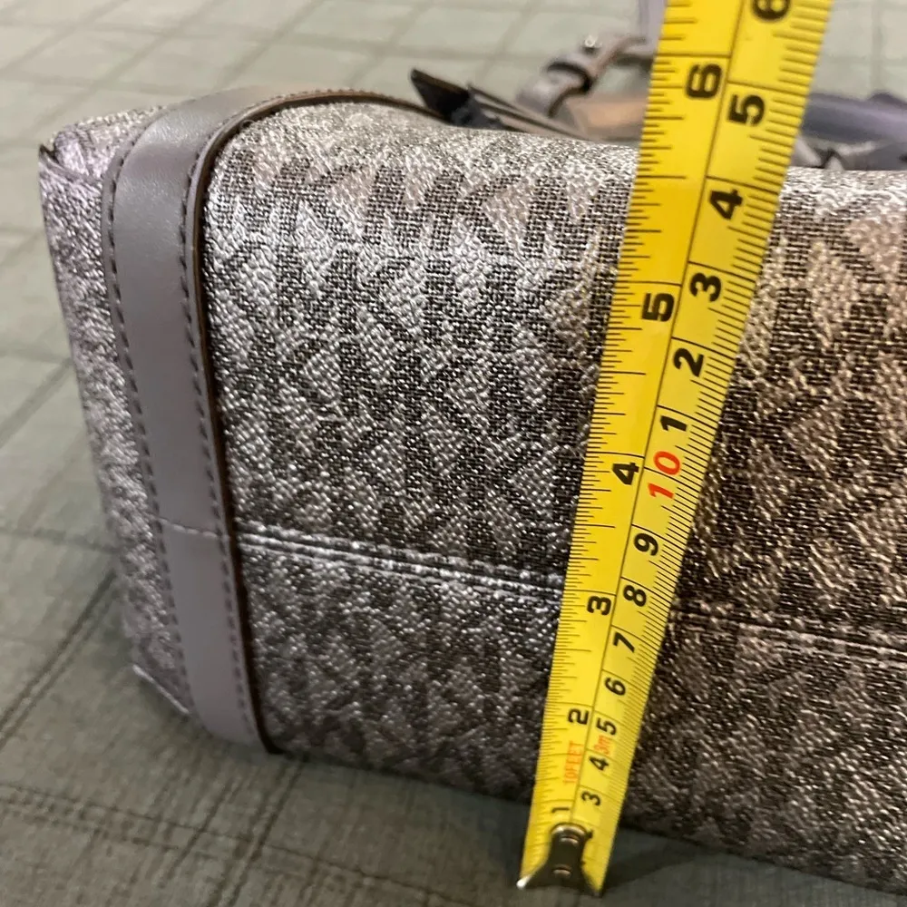 Michael Kors Sullivan handbag - Image 13