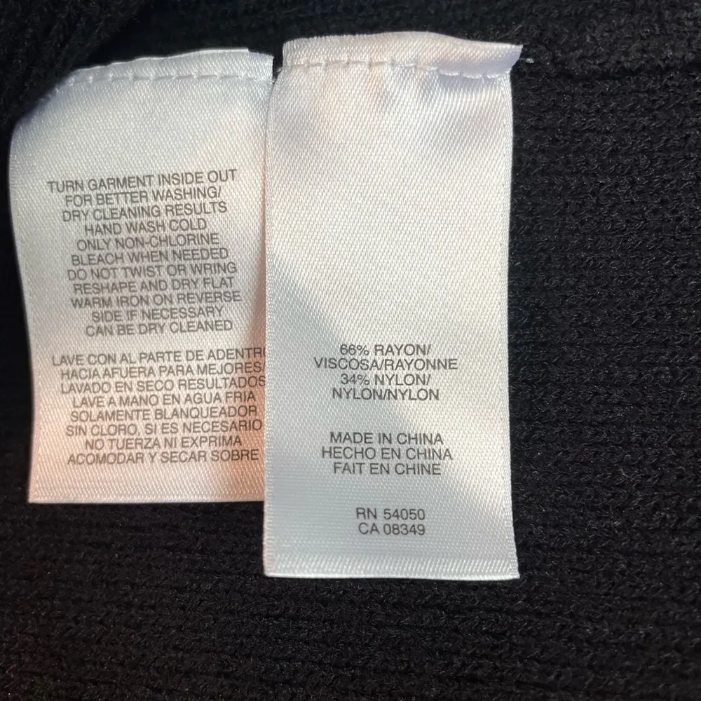 Vintage    knit open sweater with beads around collar size large - Image 5