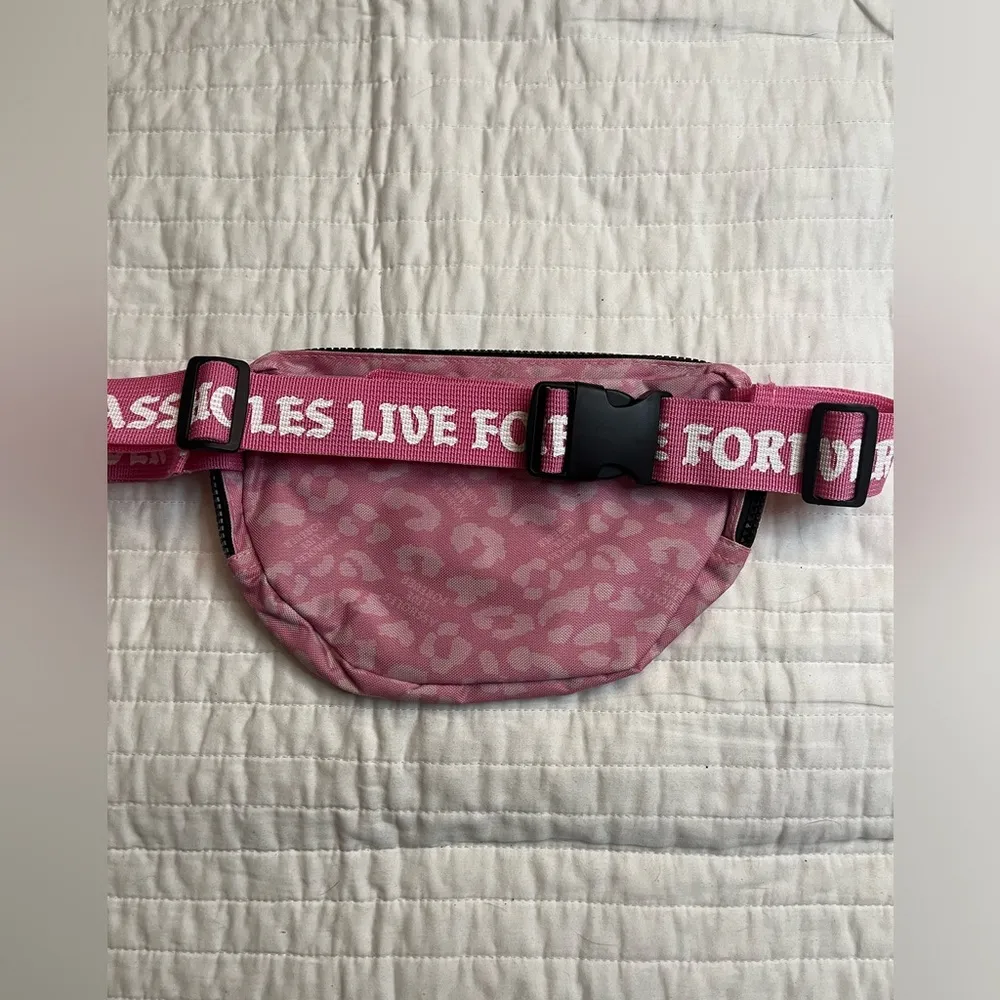 New assholes live forever pink leopard emotional baggage Fanny pack - Image 5