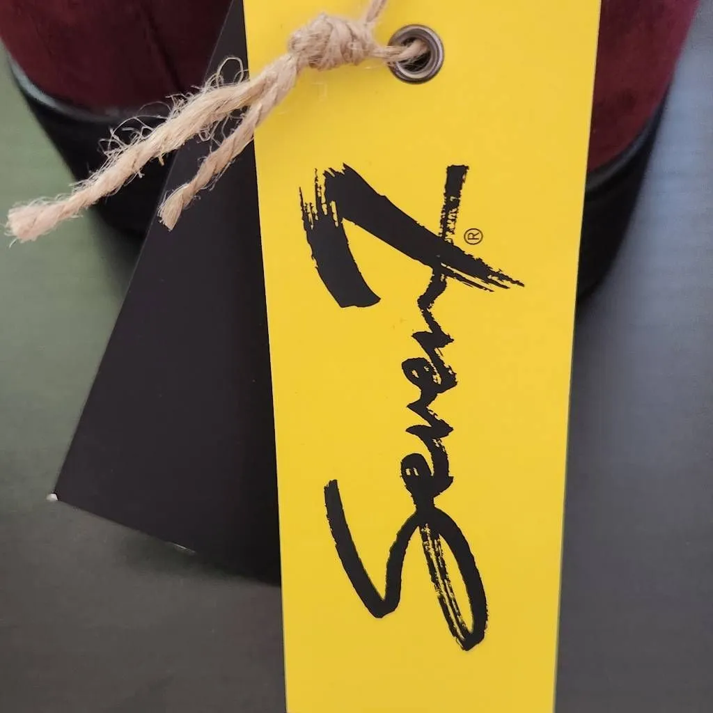 Seven7 Manhattan Micro Suede Oxblood Boot Size 8 NWT Ankle Bootie - Image 6