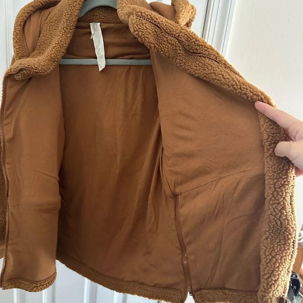 Fabletics Lotta Teddy Jacket Women’s Size Small - Image 4