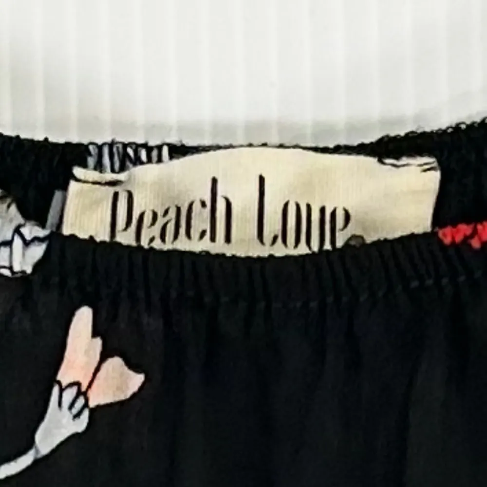 Peach Love Matching Floral Set Top And Shorts With Skirt Overlay Size Small - Image 10