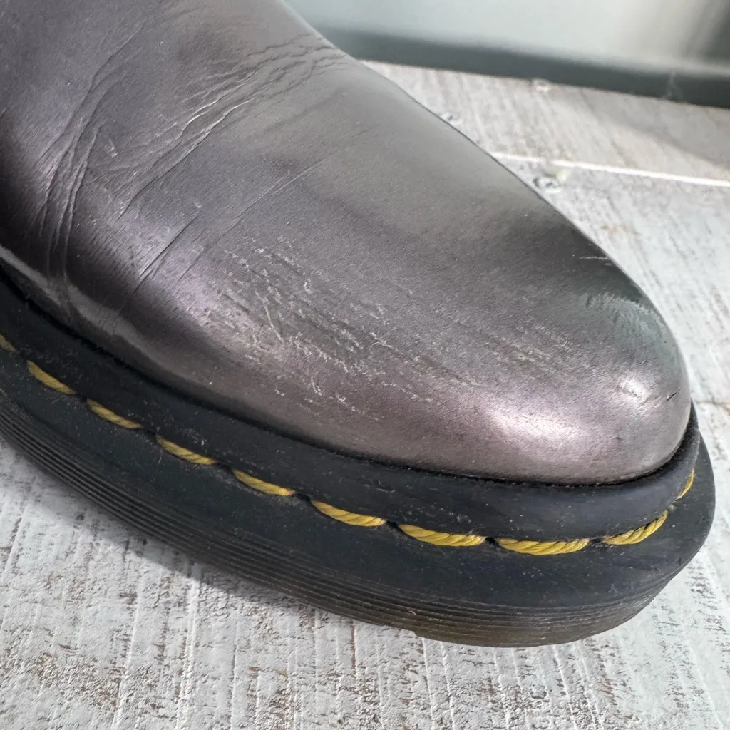 Dr. Martens  Bianca Chelsea boots  silver leather sz 7 - Image 4