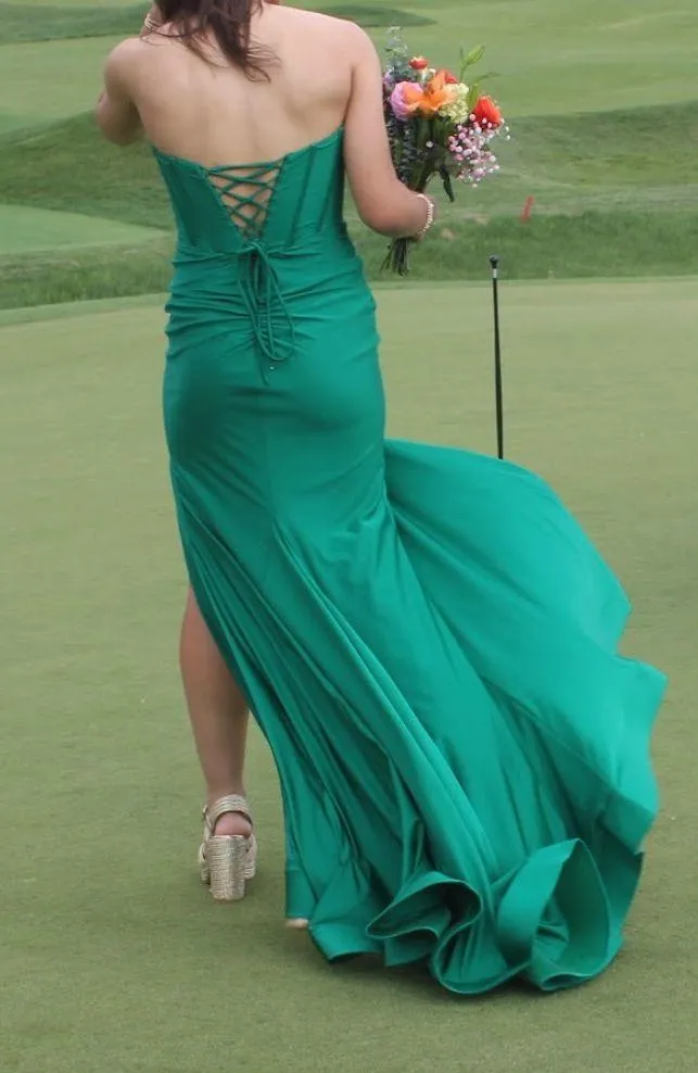 Amelia Couture Prom Dress Green Size 4 - Image 4