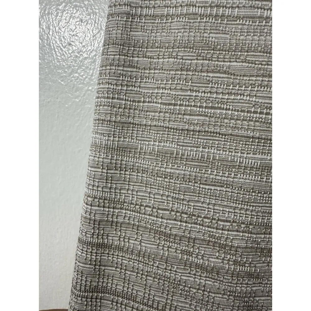 Athleta Chaturanga 7/8 High Rise Jacquard Textured Legging, Quail Tan Medium - Image 3