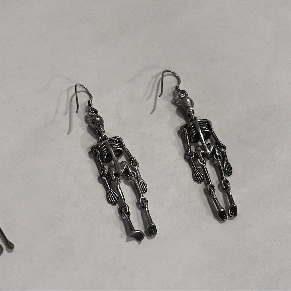 dancing skeleton earrings - Image 2