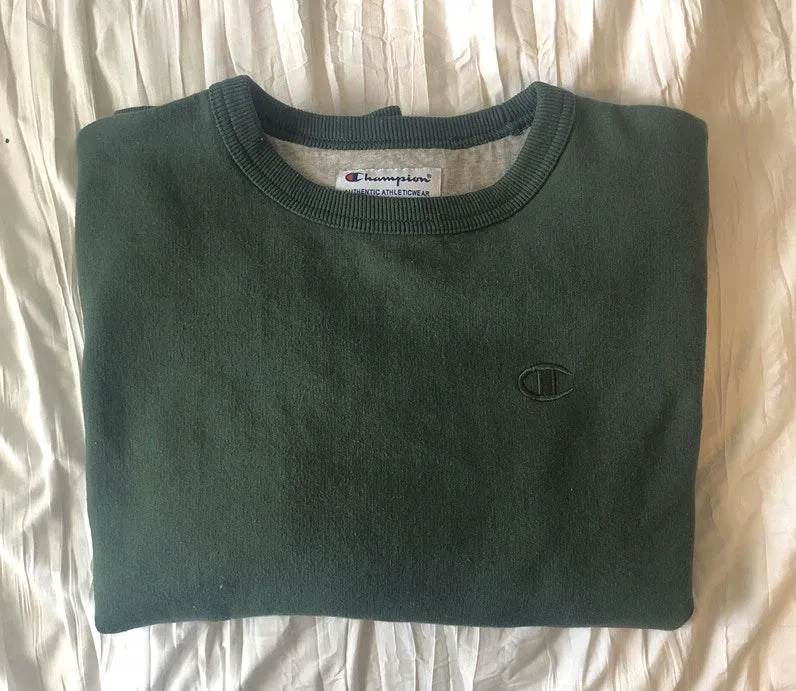Champion Crewneck - Image 3