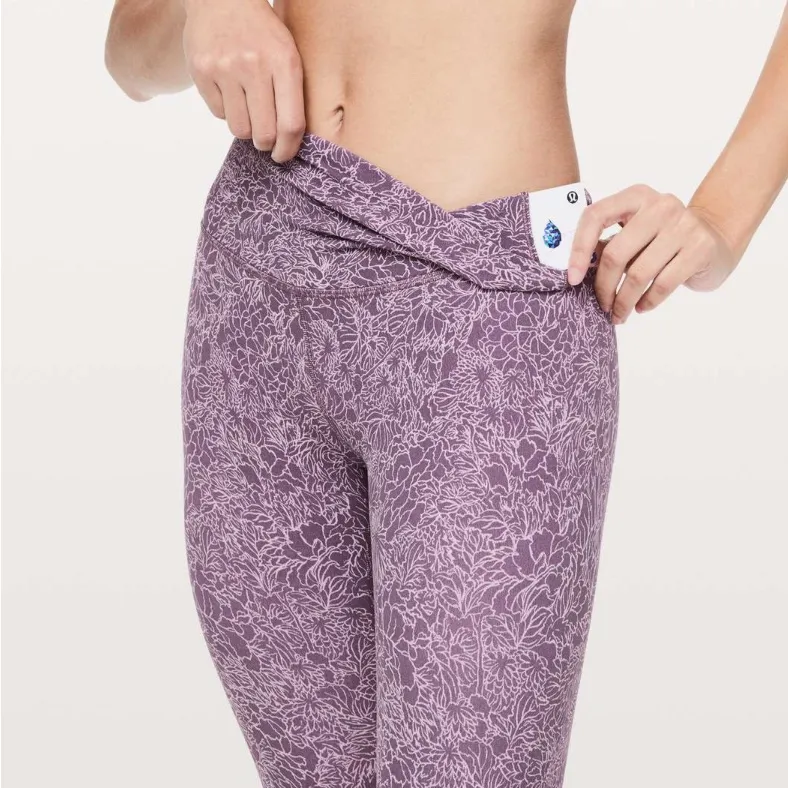💜Lululemon Align Crop Purple Floral Patterned Leggings - Image 3